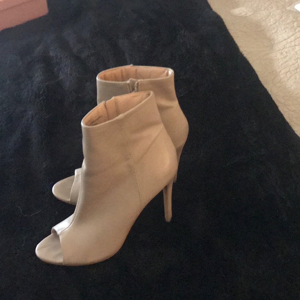 Open toe heels